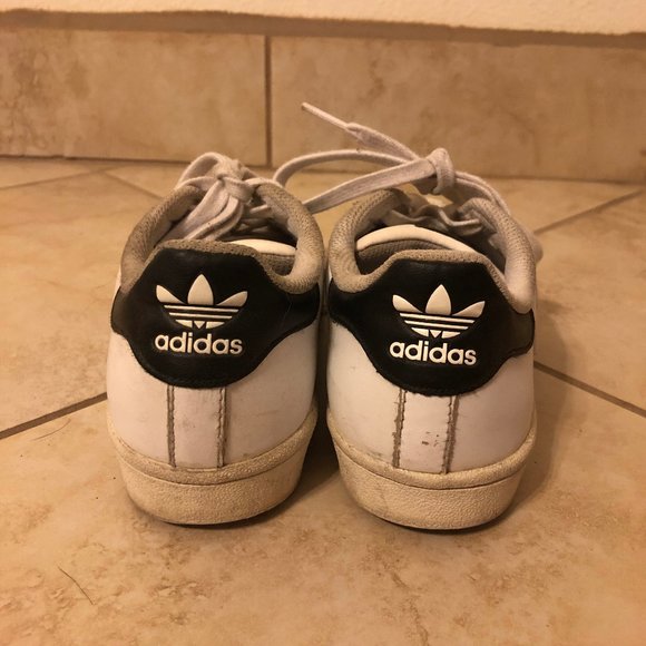 Adidas Superstar Shoe - Picture 4 of 6